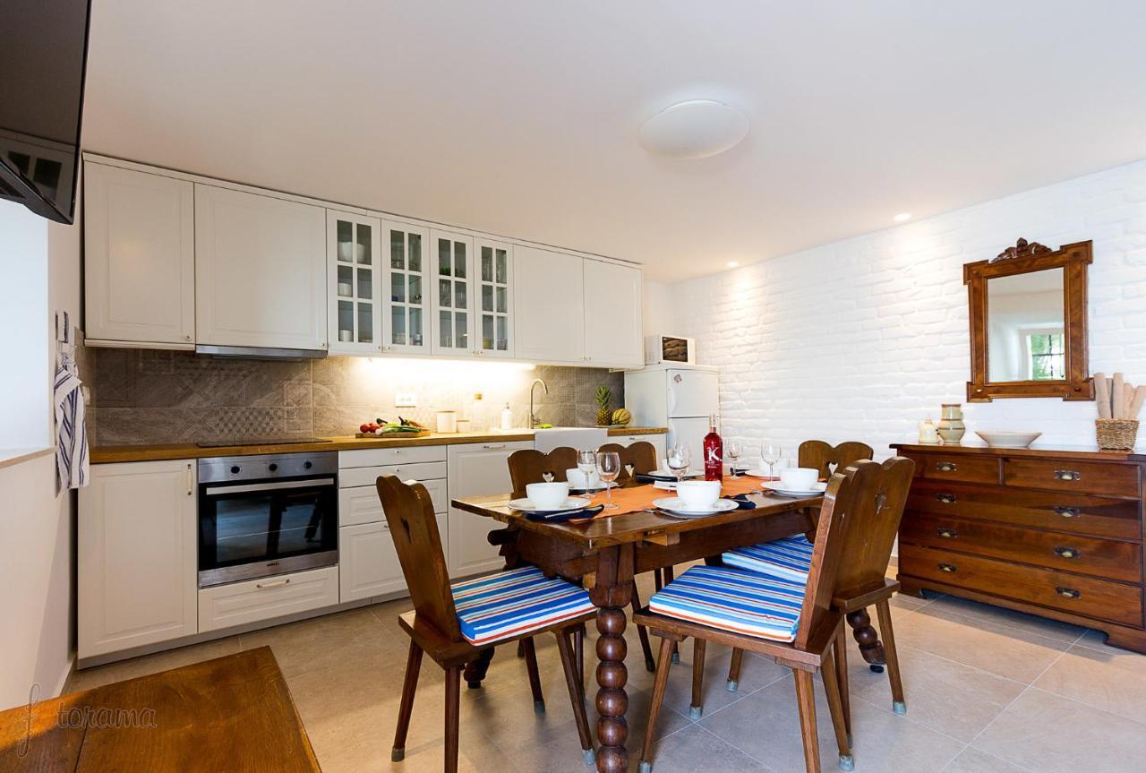 Holiday Home Marija 드라말리 객실 사진